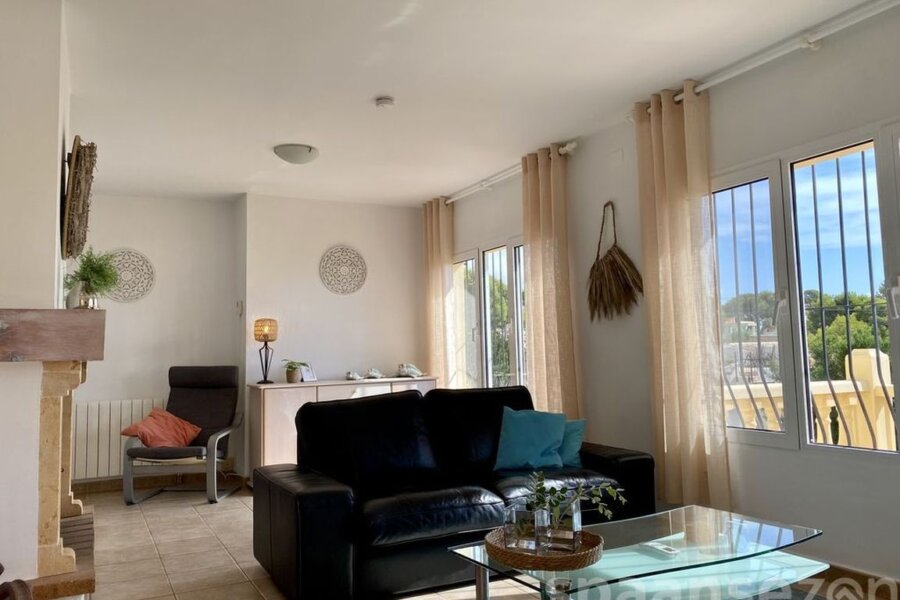 Holiday rental in Moraira with a light and bright living room
