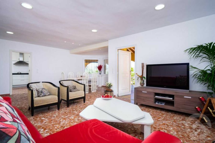 Villa de vacance avec grand salon lumineux moraira