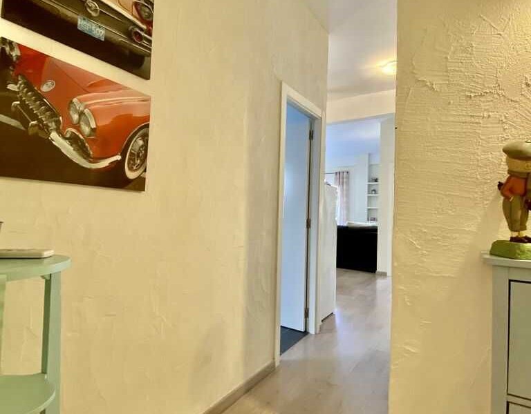 Le hall de l’appartement Monica, situé au centre de Moraira