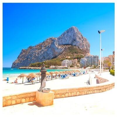 De prachtige aangelegde boulevard van Calpe www.spaansezon.nl