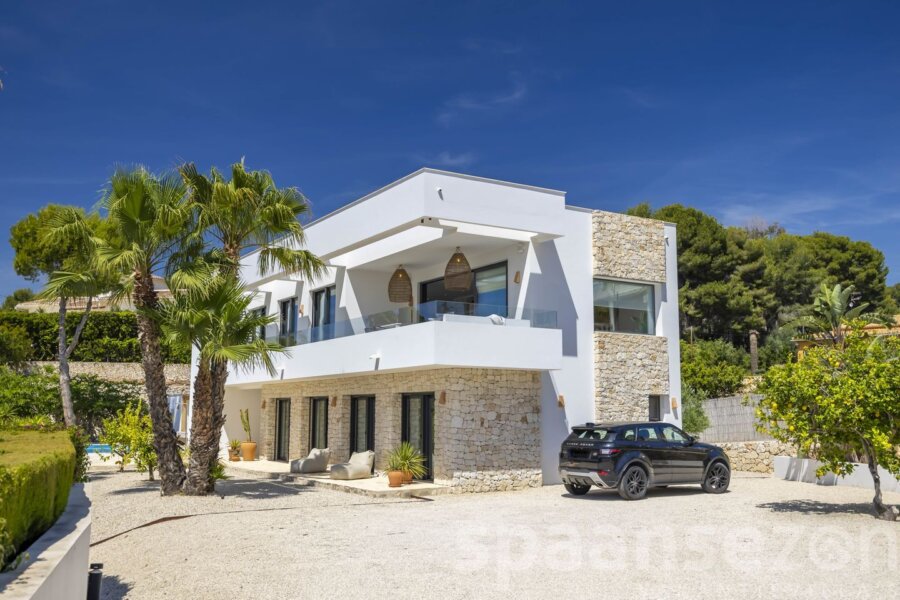 Andrago in Moraira with 4 bedroom
