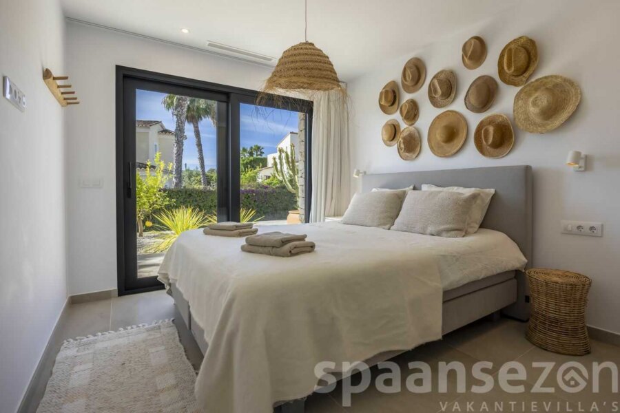 Villa Andrago heeft 4 slaapkamers in Moraira