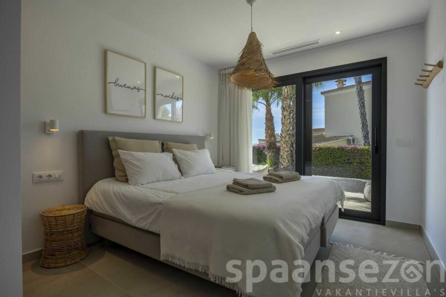 Villa Andrago heeft 4 slaapkamers in Moraira