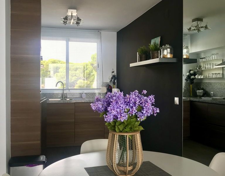 Appartement Delfin in Moraira met open moderne keuken