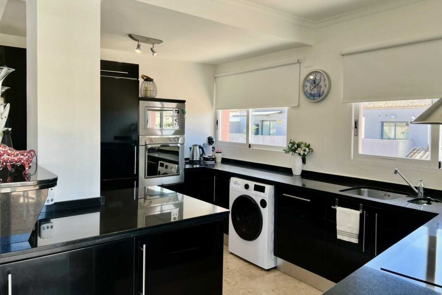 Penthouse Moraira I met open keuken en zelfs zeezicht