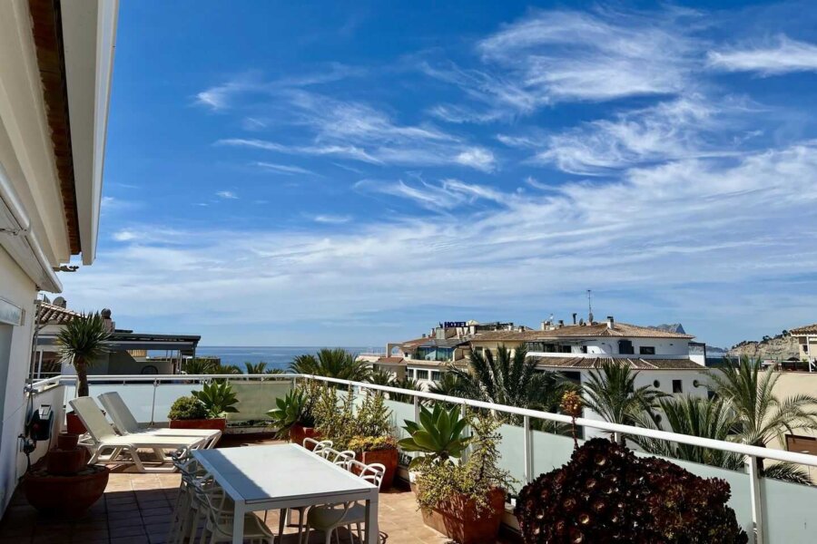 Vanaf het dakterras van Penthouse Moraira I is er zeezicht