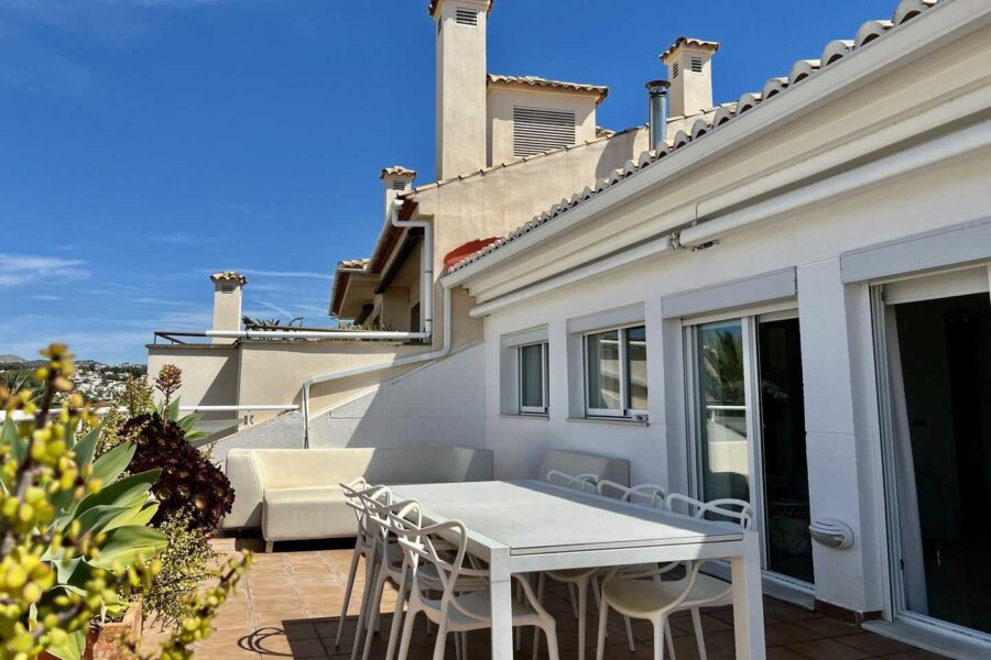 Penthouse Moraira I met groot compleet ingericht dakterras