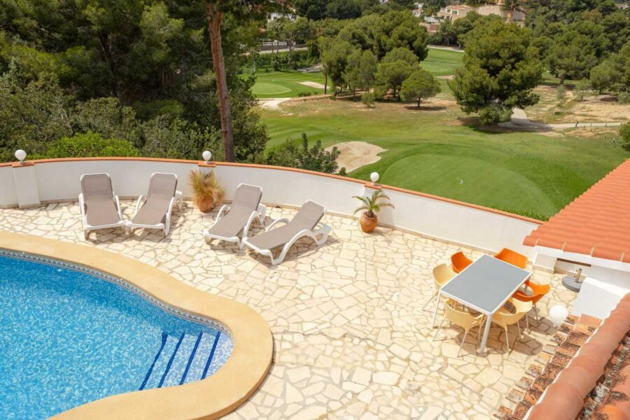 Vakantievilla Naranja in Moraira ligt aan de golfbaan van Moraira
