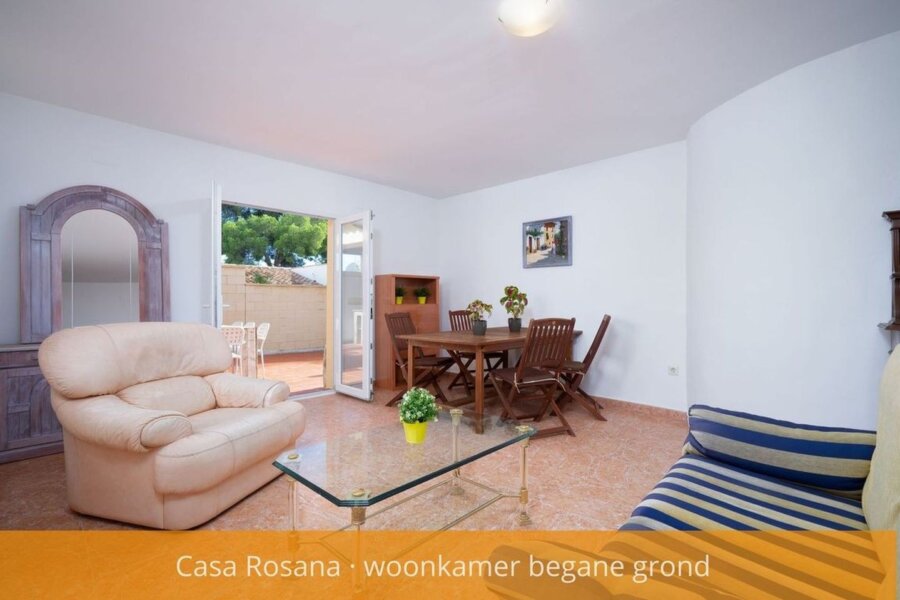 Zeezicht villa in Moraira heeft op de begane grond een appartement
