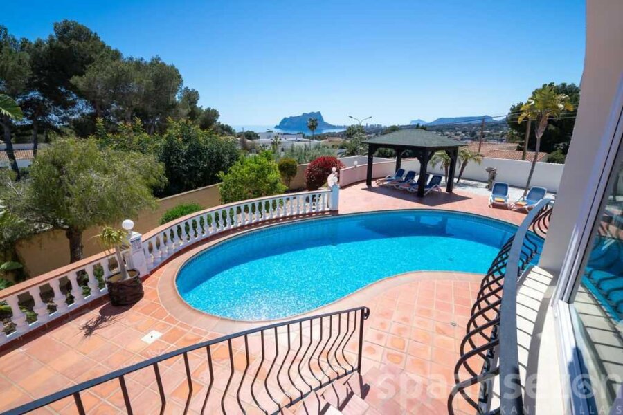 Villa vue mer avec piscine privée à Moraira