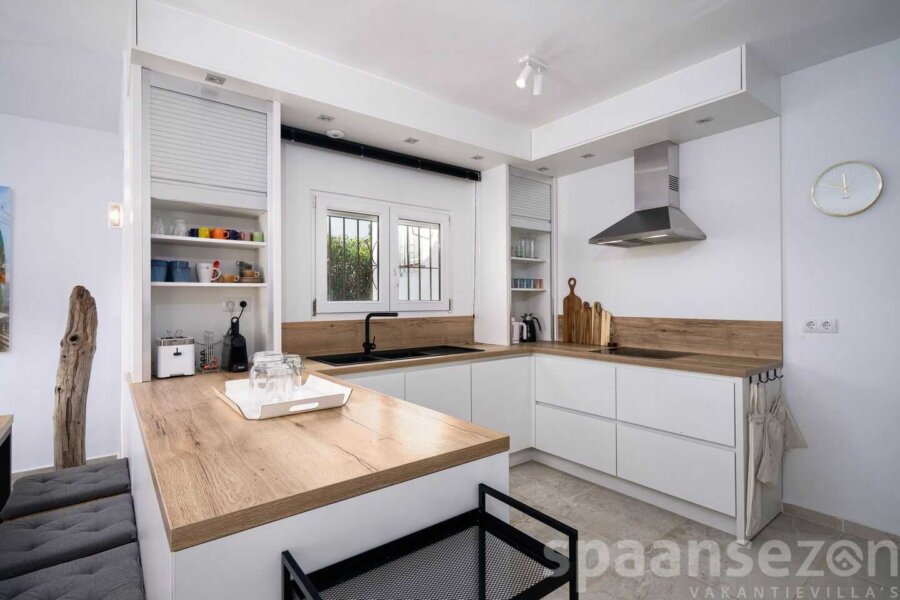 Villa La Serena in Moraira heeft een moderne open keuken