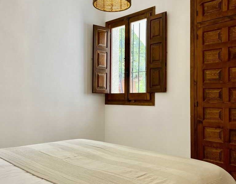 Deze villa in Benissa heeft 3 slaapkamers met comfortabele bedden