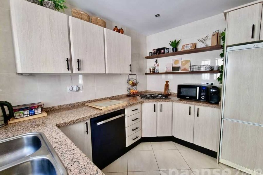 Vakantievilla Terramar in Benissa heeft een compacte complete keuken