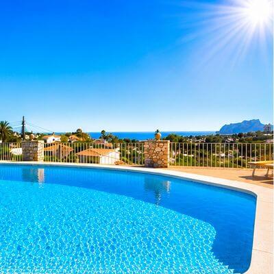 Villa Annamar in Moraira is ideaal voor mensen die de winter willen combineren met zeezicht