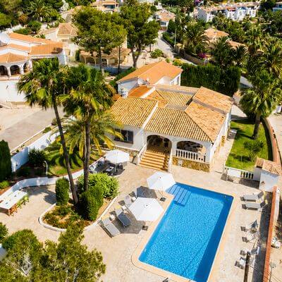 Villa La Serena in Moraira is ideaal voor mensen die rust willen in de wintermaanden